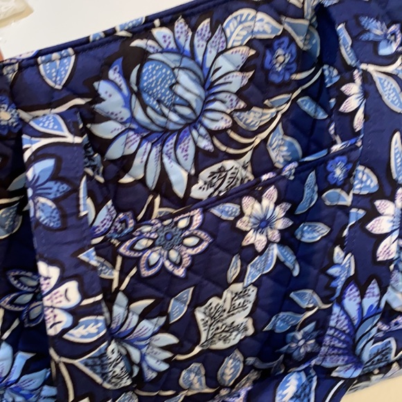 NWT Vera Bradley Turnlock Tote - Picture 8 of 8